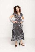 Load image into Gallery viewer, Cap Sleeve Black & White Dot Printed 2 in 1 Reversible Long Dress For Women
