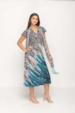 Load image into Gallery viewer, Cap Sleeve Animal Printed in Blue 2 in 1 Reversible Long Dress For Women