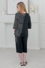 Load image into Gallery viewer, Women 3/4 sleeves Crew Neck Blouse in Black with White Prints