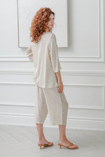 Load image into Gallery viewer, Women Cropped Pants in Beige with Black Stripes Prints