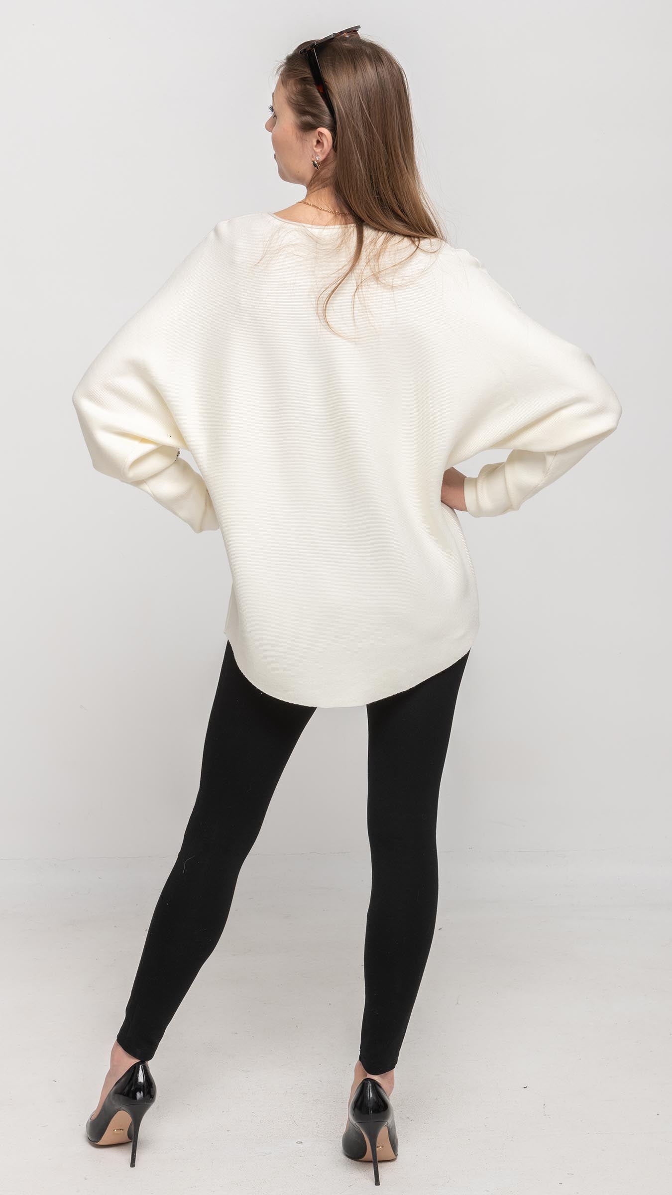 Sweater with Sequin on Shoulder in Cream