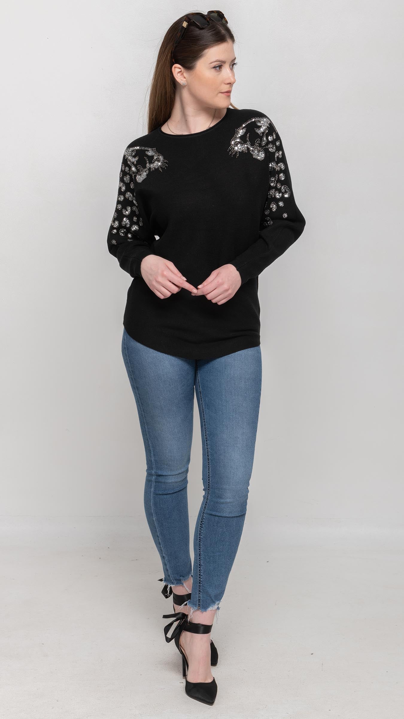 Sweater with Sequin on Shoulder in Black