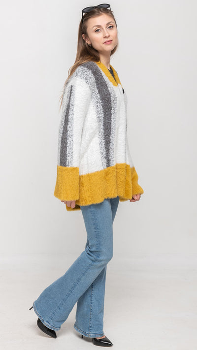 Sweater coat in Golden & White