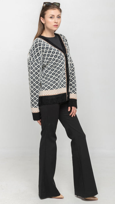 Sweater Cardigan in Black & White Diamond pattern