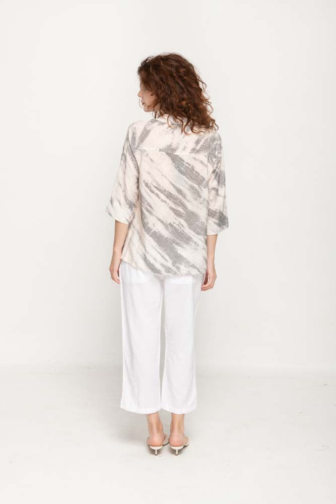 Women Casual Blouse  3/4 Sleeve,  Light Grey Print in Cream
