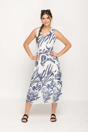 Sleeveless Lace Navy Colored Long Dress With Round Neck For Women