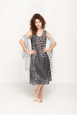 Load image into Gallery viewer, Sleeveless Semi Long Black &amp; White Printed 2 in 1 Reversible Dress For Women