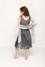 Load image into Gallery viewer, Sleeveless Semi Long Black &amp; White Printed 2 in 1 Reversible Dress For Women