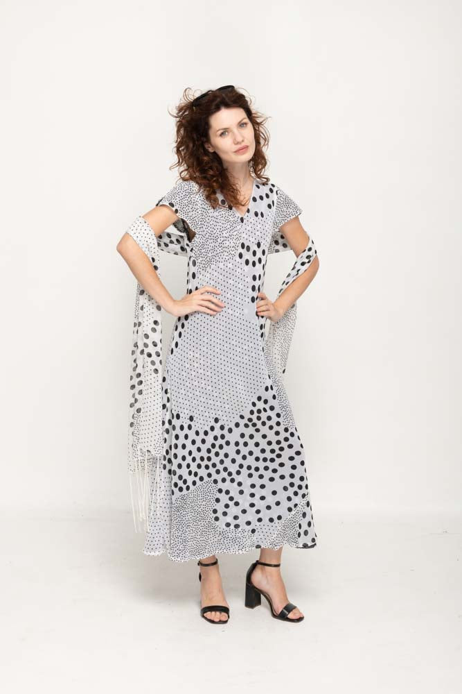 Cap Sleeve  Black & White Dot Printed 2 in 1 Reversible Long Dress For Women
