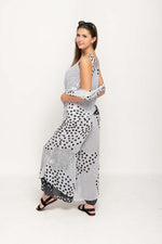Load image into Gallery viewer, Sleeveless Polka Dot Printed Black and White Reversible Pant Set For Women