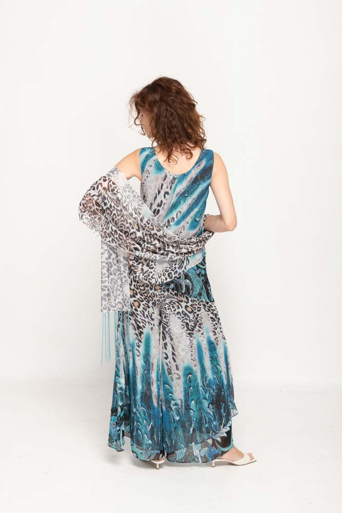 Sleeveless Animal Printed In Blue  Reversible Pant Set For Women
