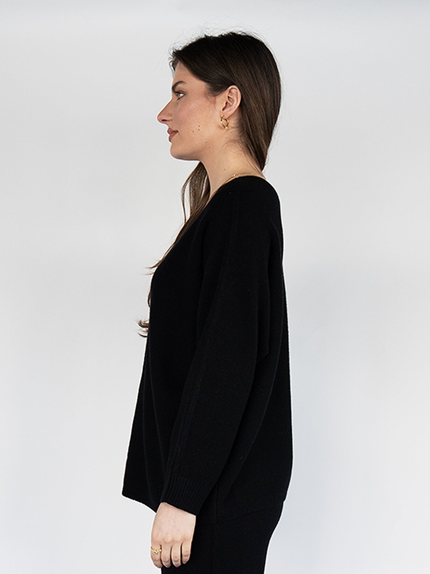 Women  Sweater  in Black , Crew Neck