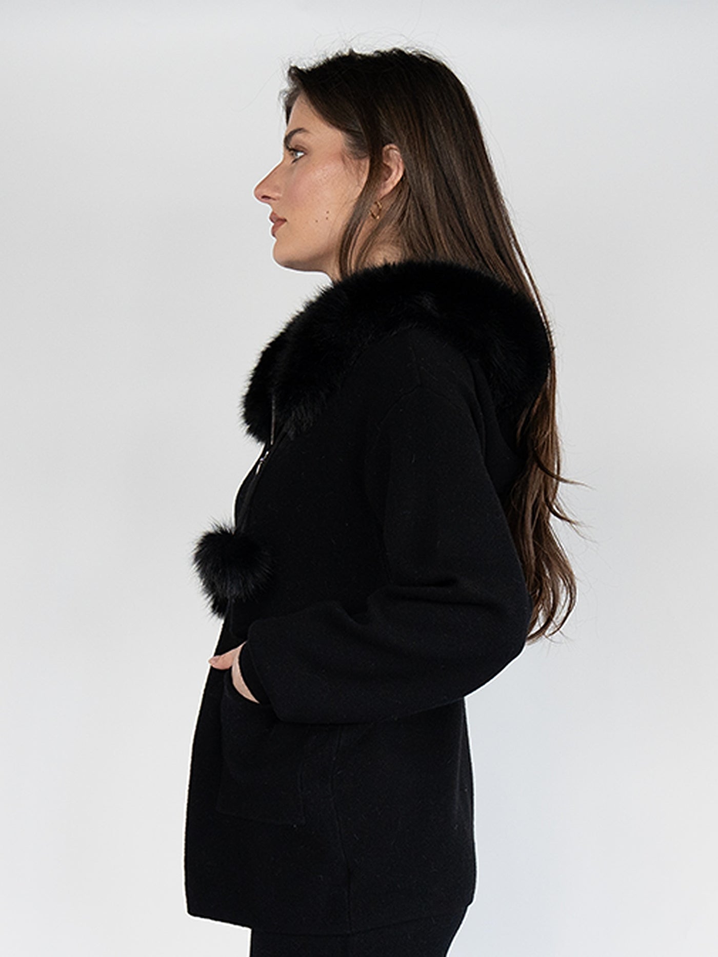 Women Sweater Hoodie in Black