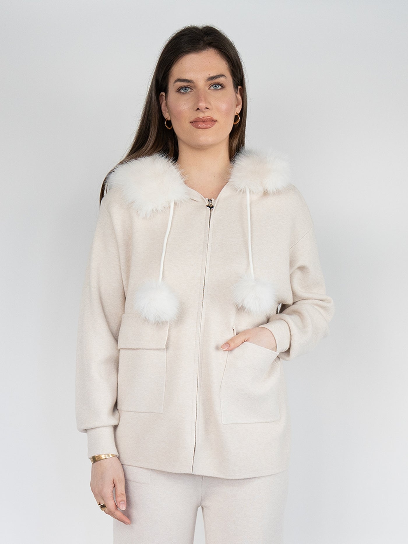 Women Sweater Hoodie in Cream