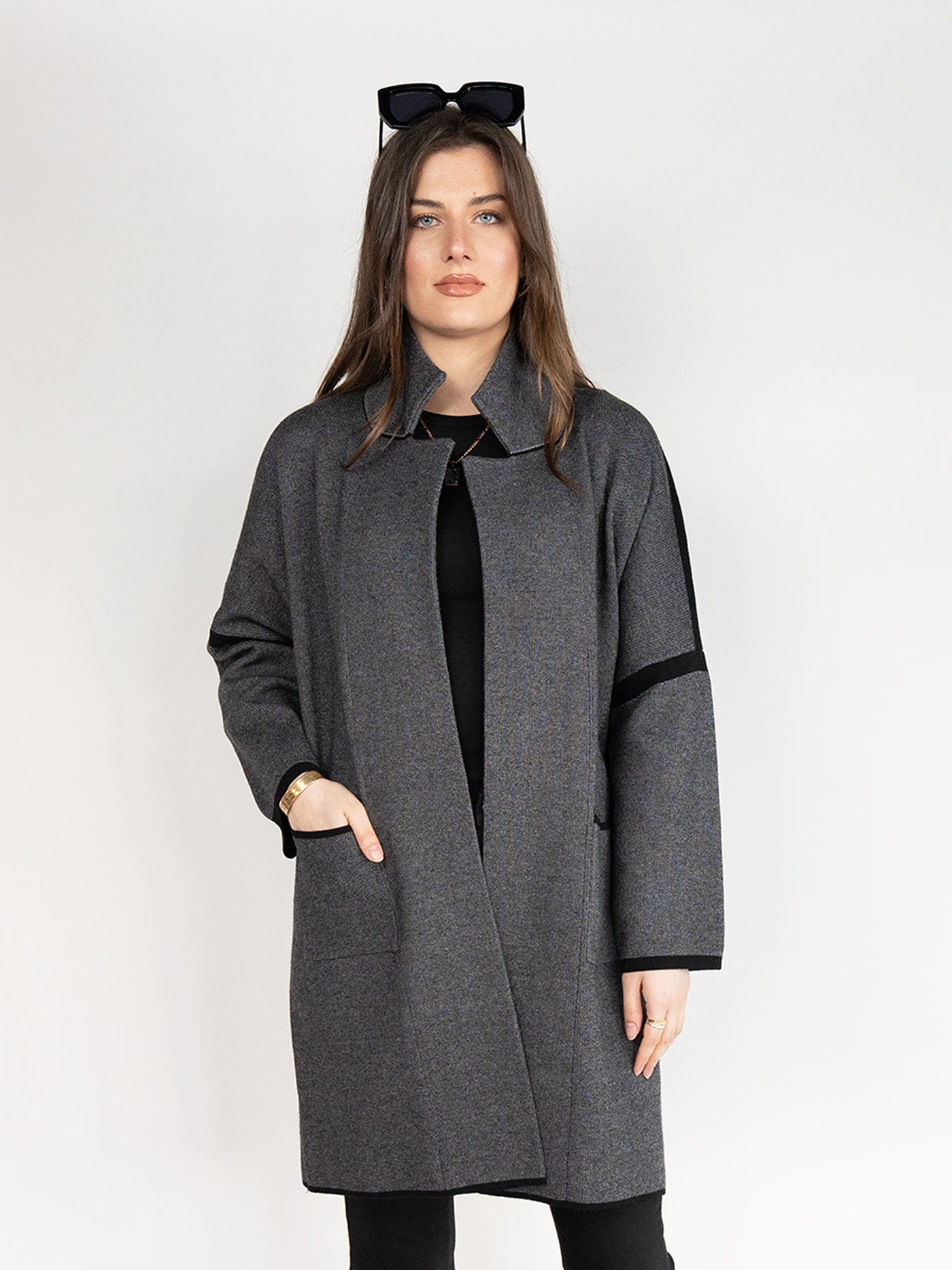 Women Sweater Long Jacket in Heathered Grey & Black, Open Front with Lapel Collar