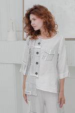 Load image into Gallery viewer, Women 3/4 sleeves Crew Neck Blouse in White with Black Prints