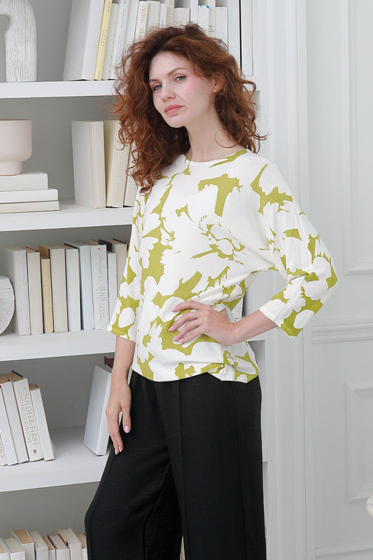 Women 3/4 Bat Sleeves Crew Neck Knitted Top in Lime Prints
