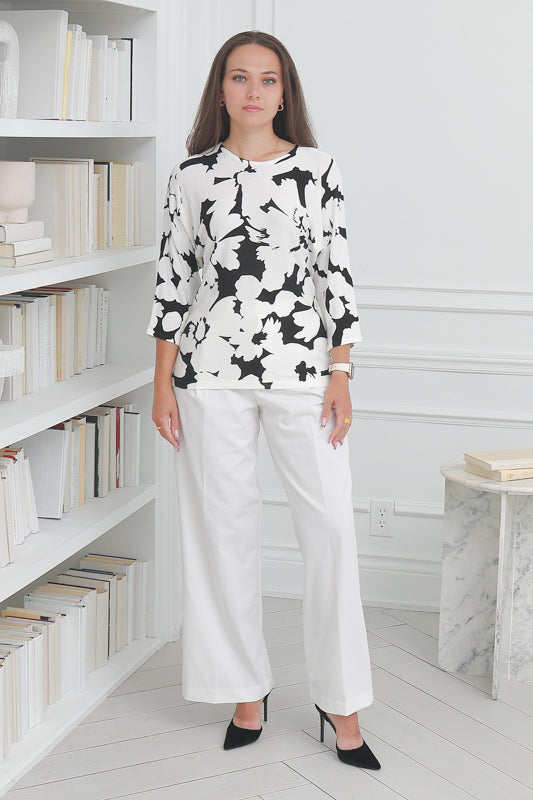 Women 3/4 Bat Sleeves Crew Neck Knitted Top in Black Prints