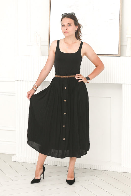 Women One Size Pleated Skirt in  Black