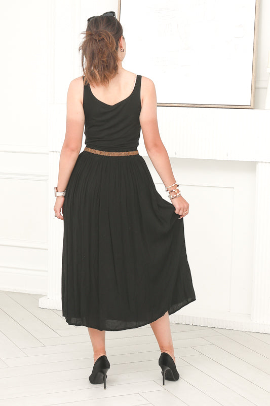 Women One Size Pleated Skirt in  Black