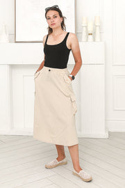 Women One Size Cargo Skirt in Beige