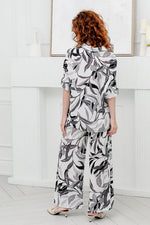 Load image into Gallery viewer, Women Two Pcs Pants Set in Black Grey Prints