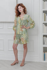 Load image into Gallery viewer, Women Two Pcs Short Set in Green Floral Prints